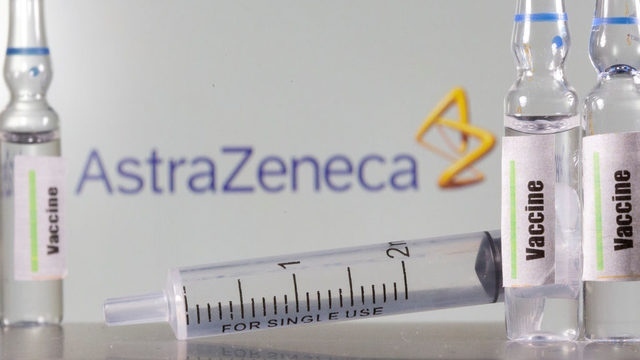 Ваксината на AstraZeneca и Оксфорд показа до 90% ефективност срещу COVID-19