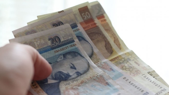 Тихомир Тошев: Лихвите по кредитите ще се запазят, депозитите нарастват