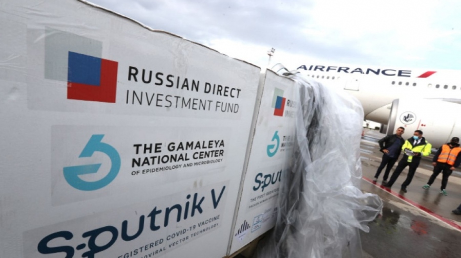 Русия нарече фалшиви новини обвиненията на Словакия за ваксината Спутник V