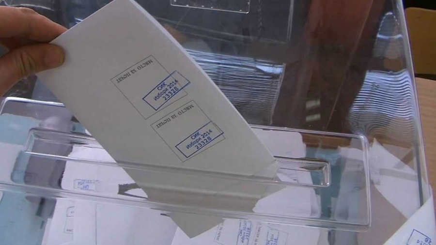 Правната комисия реши: Без ограничение за броя избирателни секции в чужбина, намалява се съставът на ЦИК