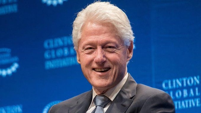 Бил Клинтън е приет в болница в Калифорния