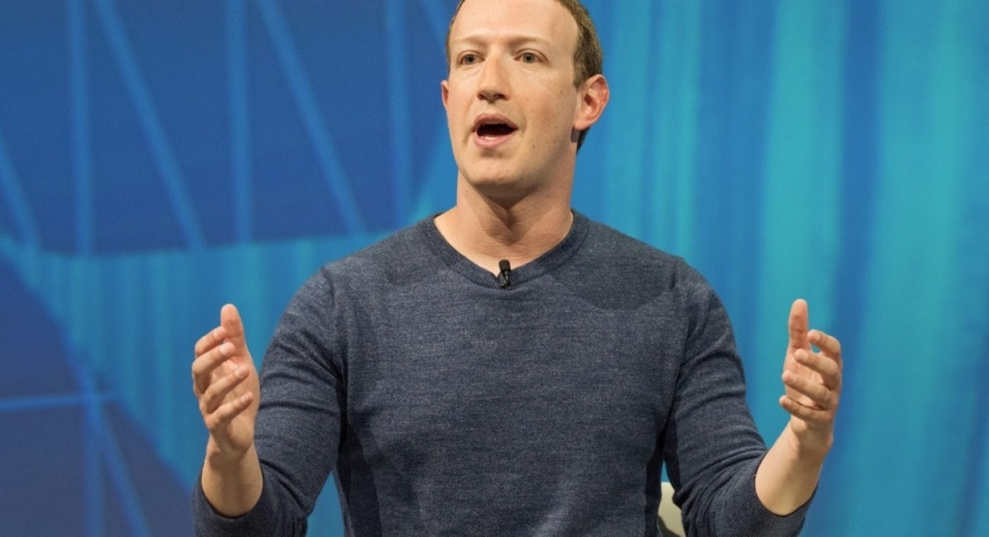 Фейсбук търси 10 000 европейски специалисти, за да изгради метавселена
