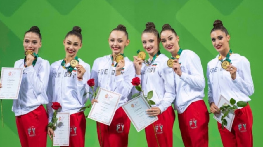 Ансамбълът на България спечели два златни медала на Световното първенство по художествена 