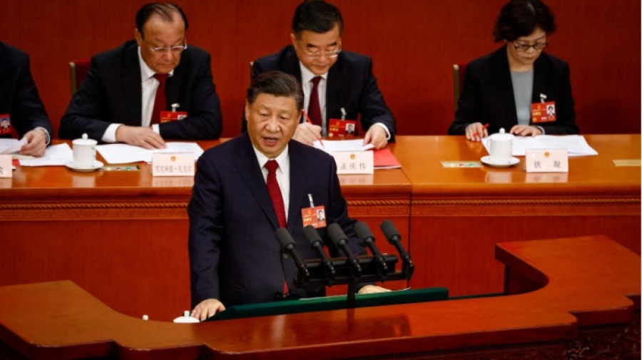 Си Цзинпин: Да осигурим модернизиране на китайската армия, за да стане тя Велика стена от стомана