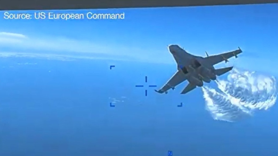 Пентагонът пусна видео, показващо как руски военен самолет прихваща американския дрон над Черно море