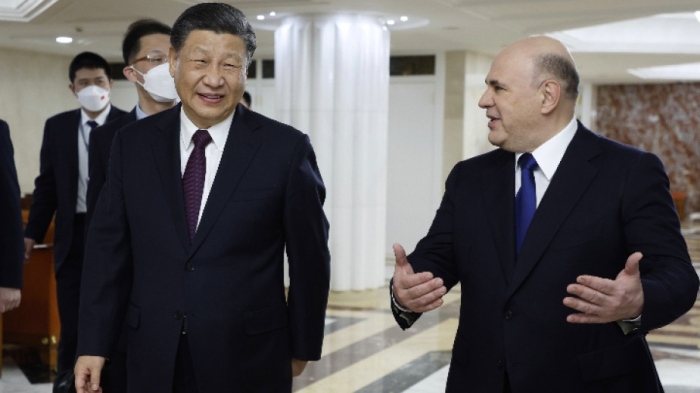 Китайският лидер обсъди двустранните отношения с руския премиер
