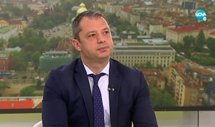 Пелетигейт: 3 милиона лева на година са отивали от ТЕЦ Марица 3 АД към фирмата на родителите на Добрев