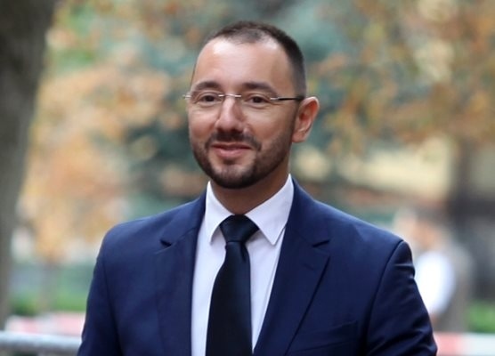 Антон Хекимян се зарече да е 4 години общински съветник, ако не стане кмет на София