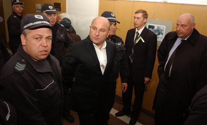 Как Дънката загуби за 72 часа кметска власт и депутатска любов