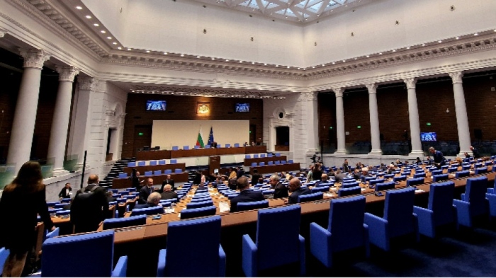 Депутатите гласуват промените в Закона за МВР и Закона за насърчаване на инвестициите