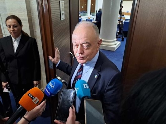 Атанас Атанасов: Ще предложа да се върнем към преговорите