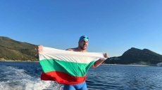 Петър Стойчев преплува протока на Гибралтар по правилата, първи българин с обикновен бански