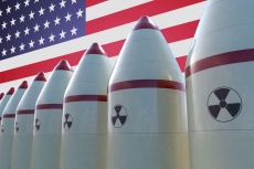 Полша официално заяви желание за разполагане на американски ядрени оръжия
