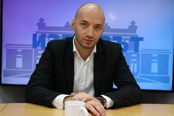 Димитър Ганев: Правителство с две партии става невъзможно