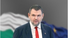От Пеевски зависи ПП-ДБ да стане втора в парламента и да вземе втория мандат за правителство
