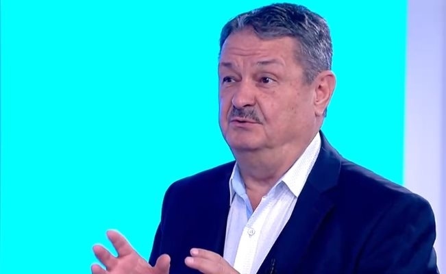 Проф. Георги Рачев: Сега е горещо, турбо жегите започват през уикенда